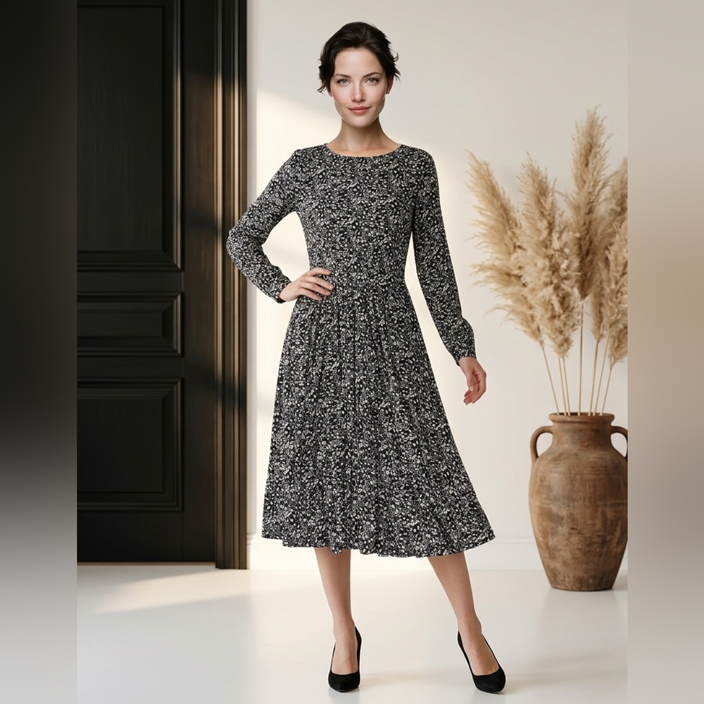 Boden Evelyn Jersey Midi long sleeve Dress Black, Floral Cascade print - Picture 2 of 10